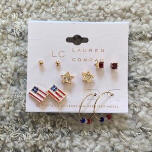 NWT LC Lauren Conrad Gold Tone  Earring Set